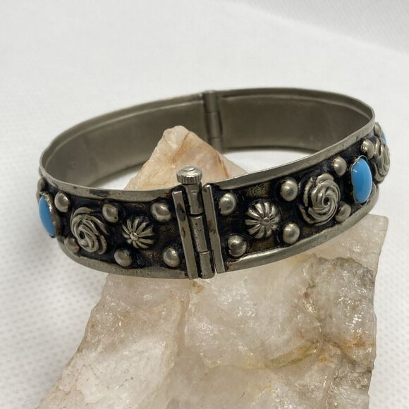 Vintage Alp Italy Bangle Bracelet Blue Accent Pin Closure Repousse Flower Design - Picture 2 of 10